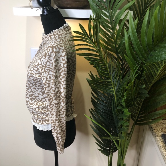 J. Crew Merino Wool Leopard Tan White Front Button Cardigan Sweater Medium - Picture 3 of 5